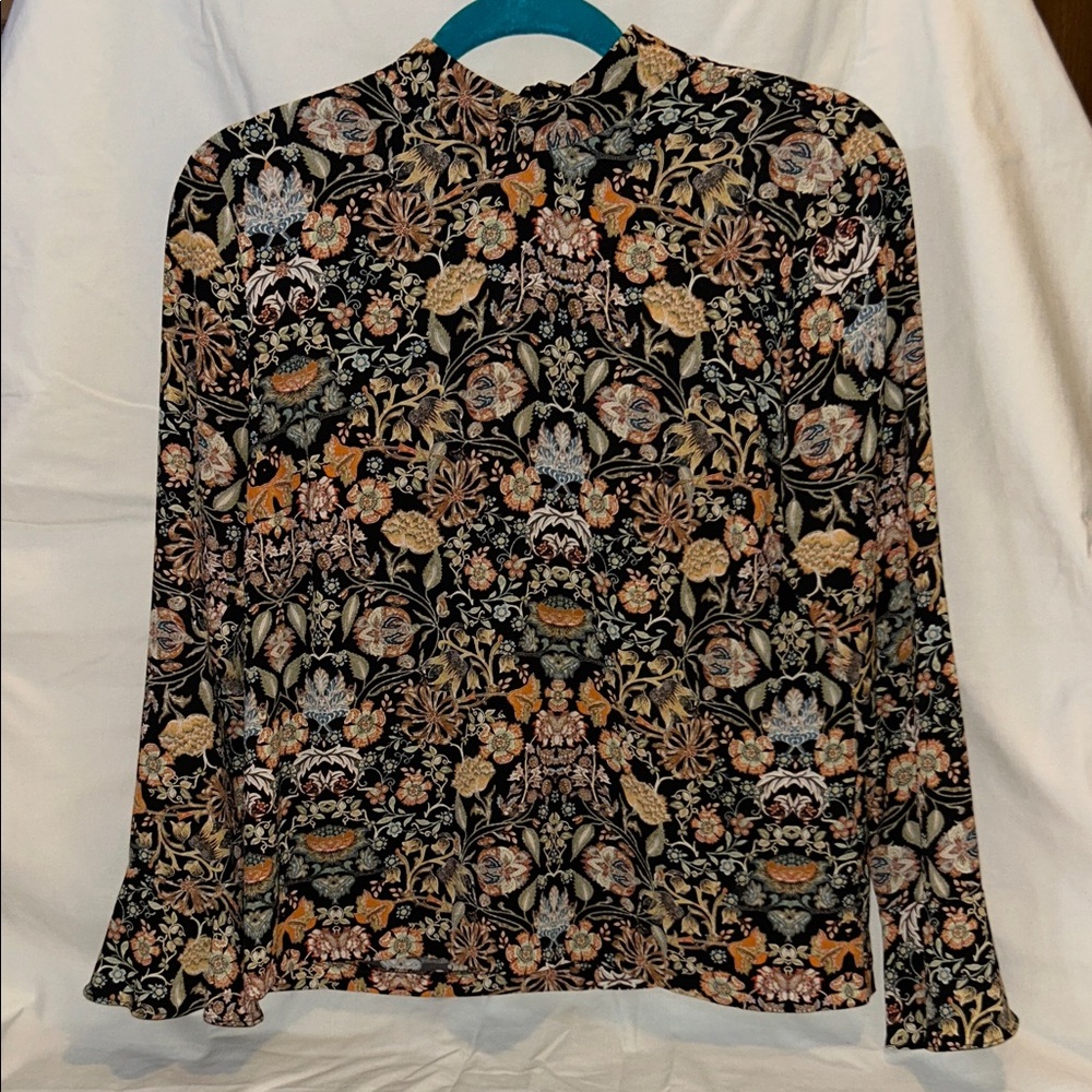 Zara Women’s Floral Top